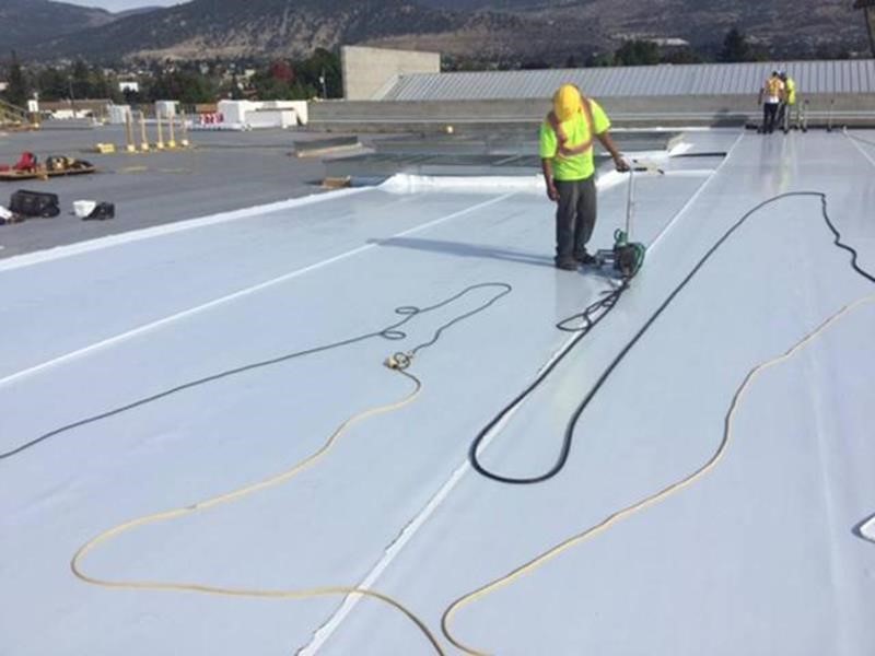 TPO Roof System Details RCABC Roofing Practices Manual   TPO Project (courtesy Carlisle Syntec) 